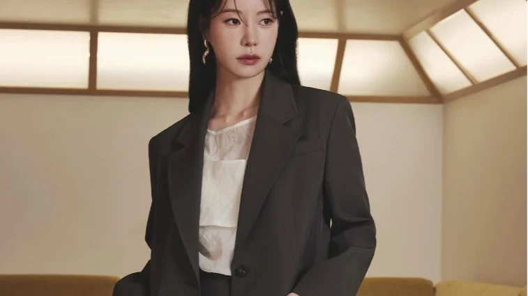 5 Gaya Makeup Elegan Ala Lim Ji Yeon yang Wajib Kamu Coba!