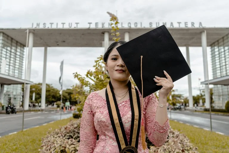 Simak Cara PDKT Lewat Chat yang Efektif dan Menyenangkan
